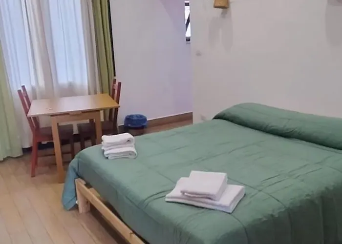 Center Appartaments Pensión 3*